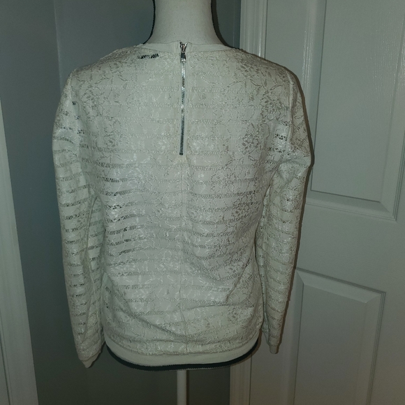 Ann Taylor Lace Tops Bundle(2) - Picture 8 of 12